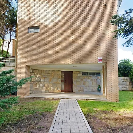 Luzya Villa *